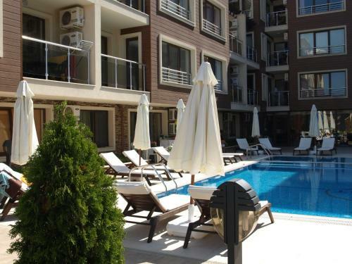 Lucky Apartments In Horizont Complex