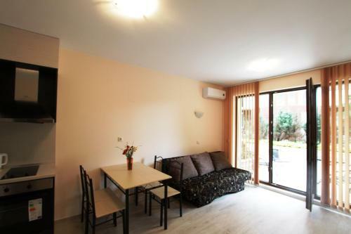 Lucky Apartments In Horizont Complex