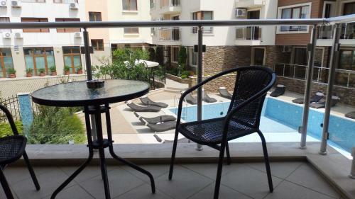 Lucky Apartments In Horizont Complex