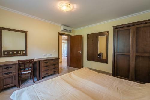 Private Apartments With Sea View In St. Marina