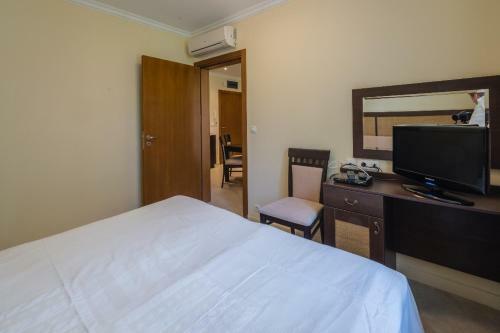 Private Apartments With Sea View In St. Marina