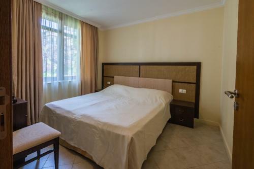 Private Apartments With Sea View In St. Marina