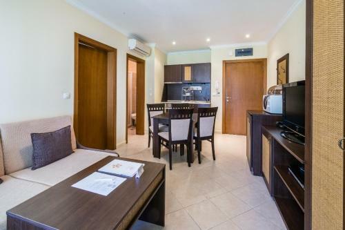 Private Apartments With Sea View In St. Marina