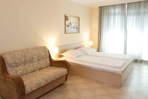 Private Apartments With Sea View In St. Marina