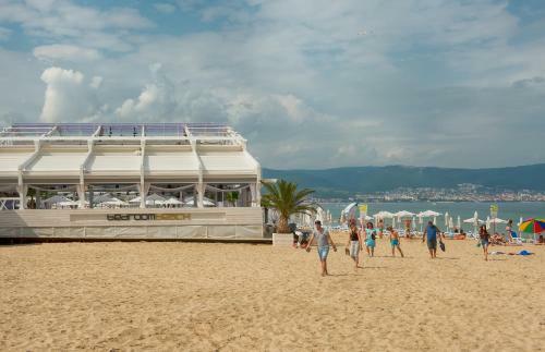 Holiday Apartments In Nobel