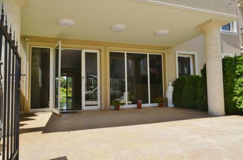Vip Zone Apartments