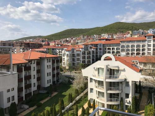 Lazur 5 Nadezhda Apartment