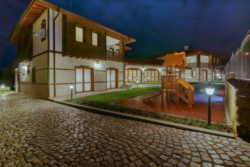 Villa Ivanovite Kashti
