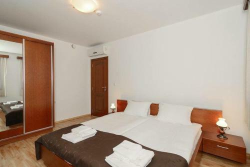 Villa Ivanovite Kashti