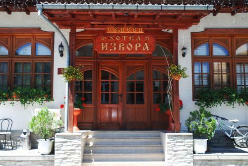 Family Hotel Izvora