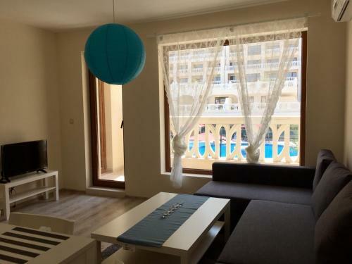 Psb Apartments In South Bay Beach Residence