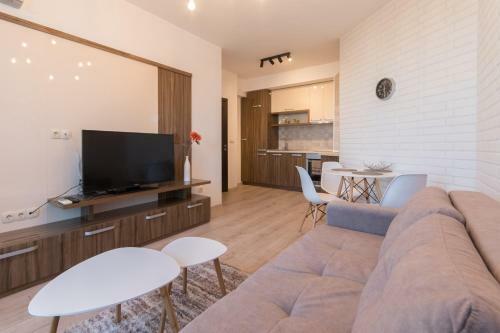 City Apartments Triumph