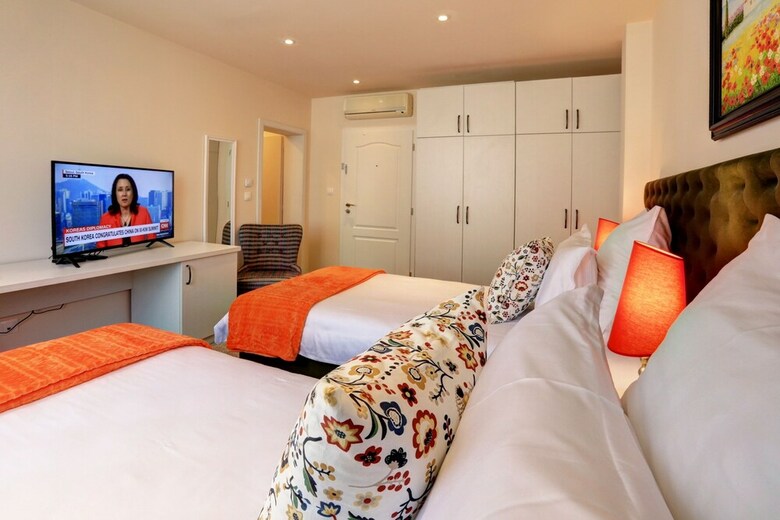 Hostal City Boutique Inn