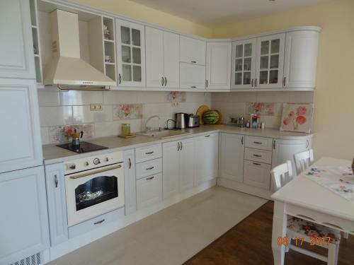 Aneta's Seaside Apartment