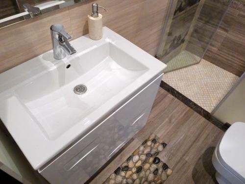 Sea Garden Lux Apartment