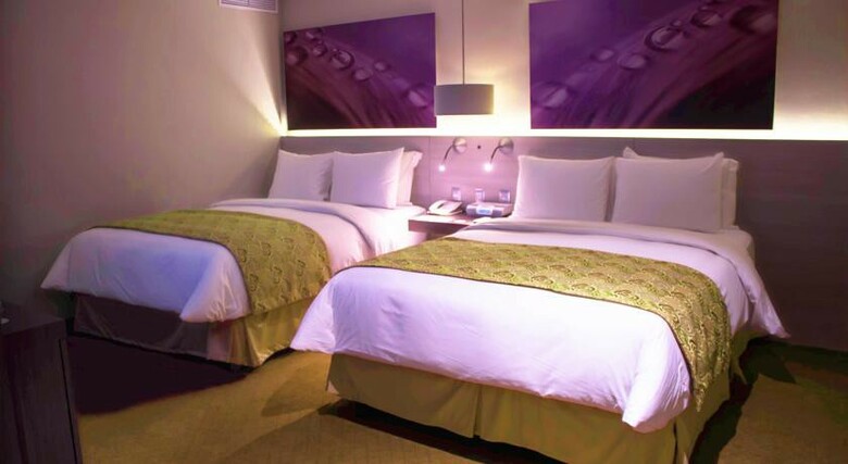 Sol De Oro Hotel & Suites