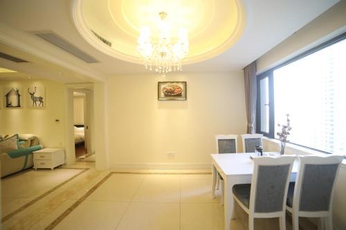 Yu Mansion Sea View Holiday Apartment