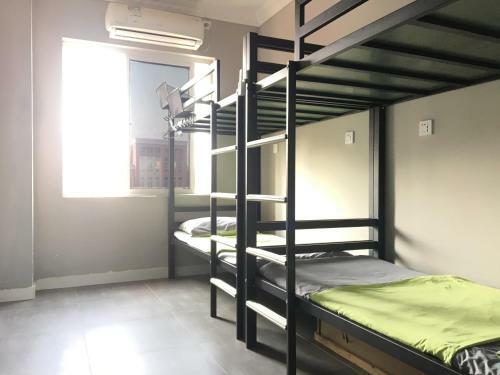 Hostal Beihai Neat International Guest House