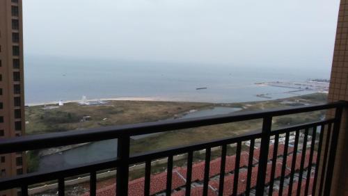 Yihai Home Seaview Apartment