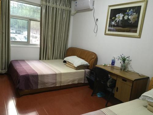 Beijing Tsinghua University Apartment