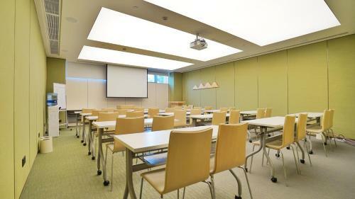Ji Hotel Beijing Shijingshan Wanda West