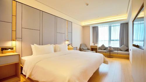 Ji Hotel Beijing Shijingshan Wanda West