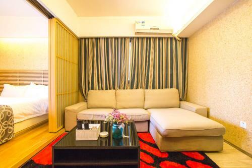Chengdu Happy Trip Holiday Apartment