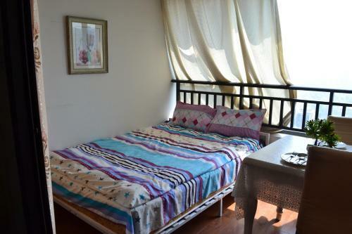 Jiuyan Bridge Night View Apartment