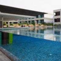 Hotel B-lay Tong Resort
