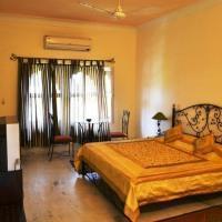 Hotel Suryaa Villa