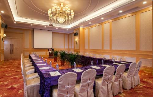 Vienna Hotel Wuhan Panlong City