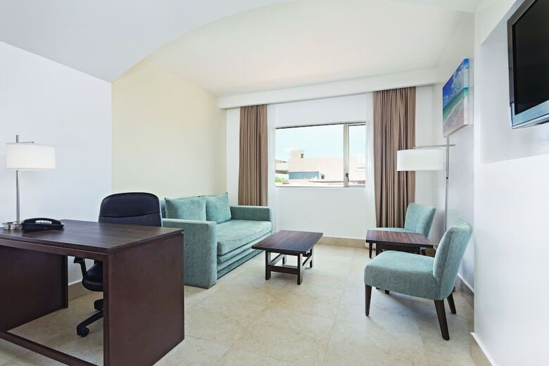 Hotel Wyndham Garden Cancun Downtown