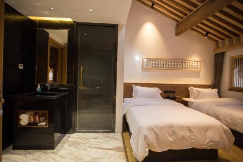Tengyue Boutique Hotel