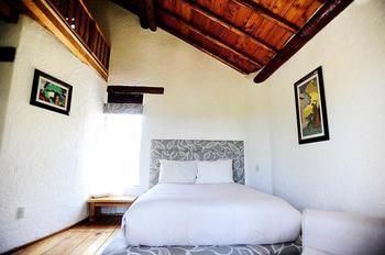 Loto Azul Hotel And Spa