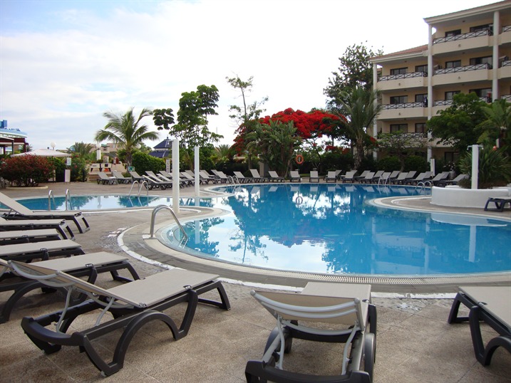 Aparthotel Parque De La Paz