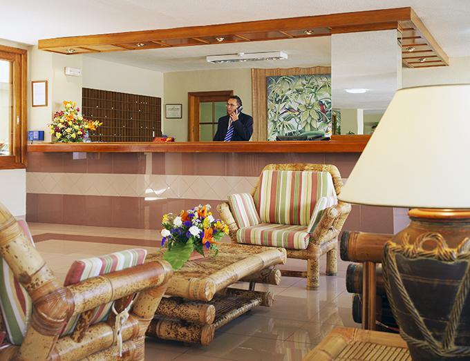 Aparthotel Parque De La Paz