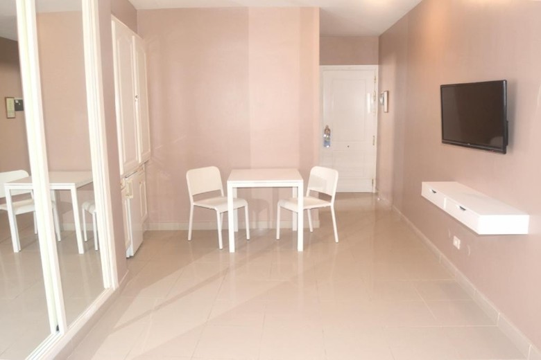 Hotel Rf Astoria - S�lo Adultos