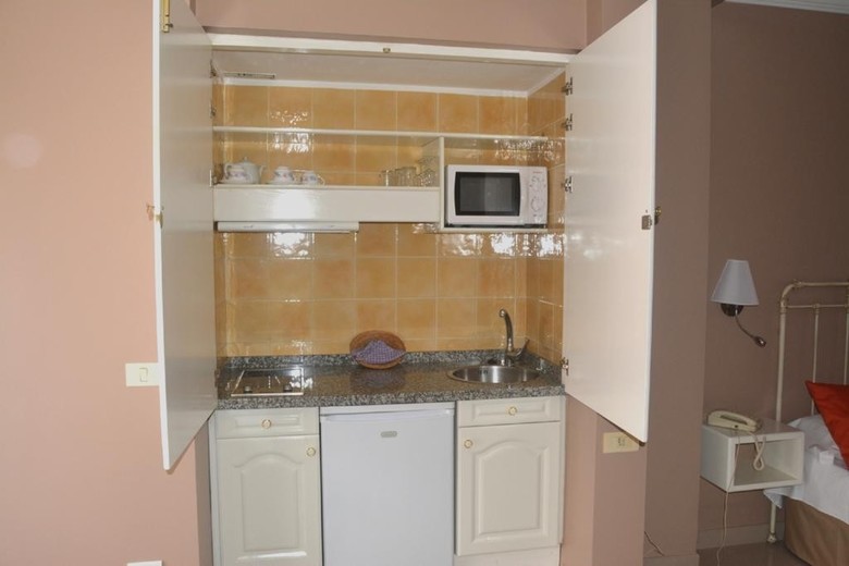 Hotel Rf Astoria - S�lo Adultos