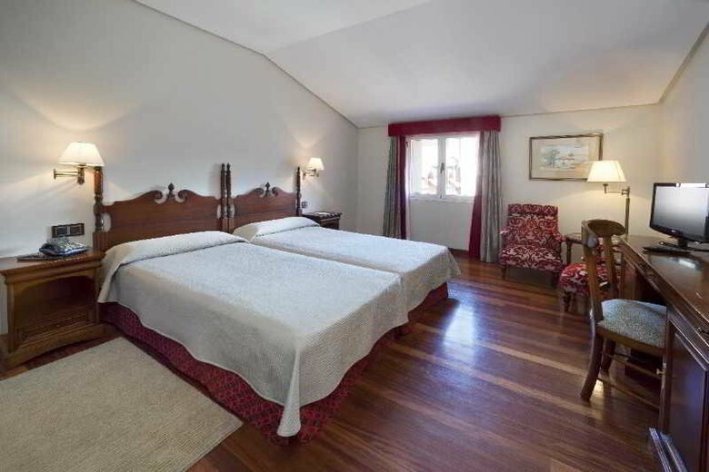 Hotel Parador De Ca�adas Del Teide