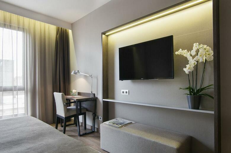 Hotel America