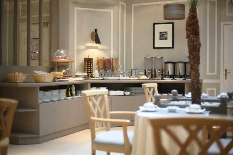 Hotel Central Saint Germain