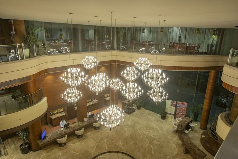 Hotel Vesta International