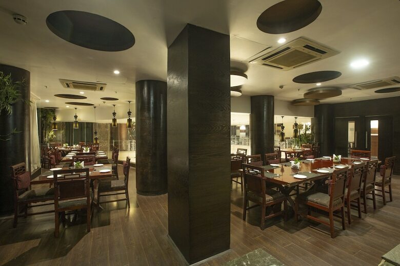 Hotel Vesta International