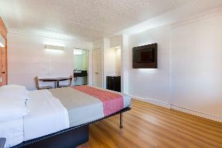 Hotel Motel 6 North Kirkland