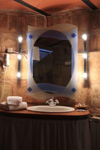 Hotel Castell De Gimenelles