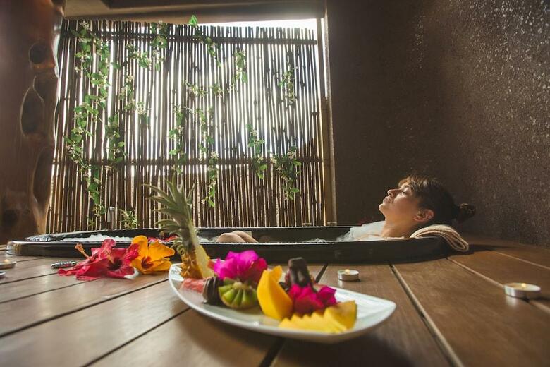 Hotel Hangaroa Eco Village & Spa
