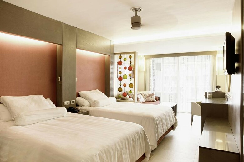 Hotel Barcel� B�varo Palace