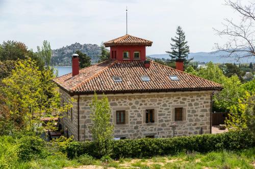 Hotel El Torre�n De Navacerrada