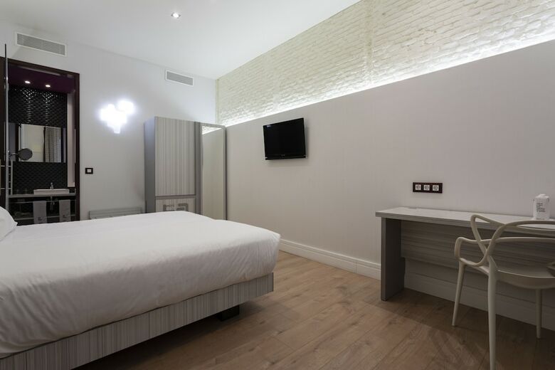 Hotel Petit Palace Lealtad Plaza