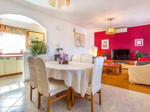 Holiday Home Kuji�i